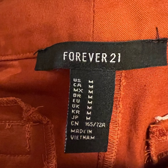 Forever 21 Burnt Orange Cropped Twill Capri Pants - Picture 2 of 9